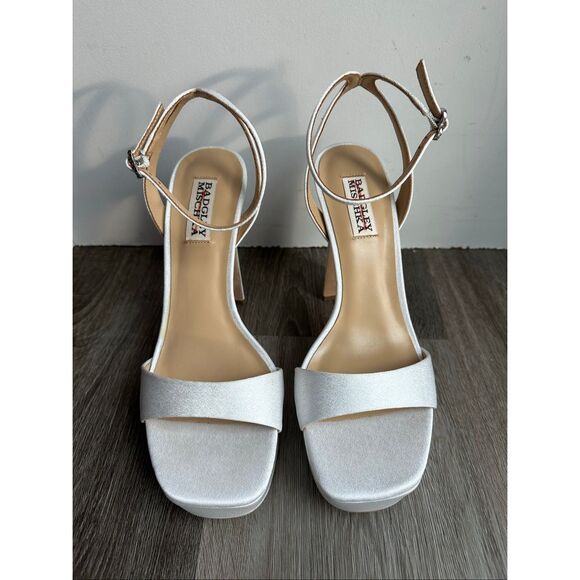 Badgley Mischka Caia 125MM Satin Platform Sandals in White Crepe US 8 $245 - Picture 4 of 10